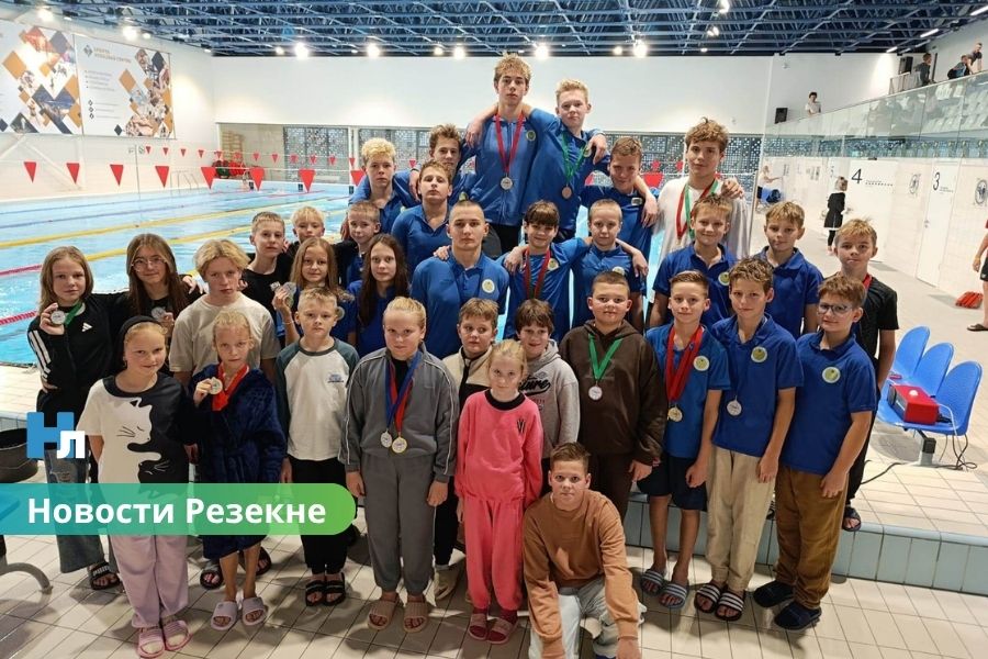 Юные пловцы из Резекне блестяще выступили на соревнованиях “Олимпийский дух” в Валмиере!