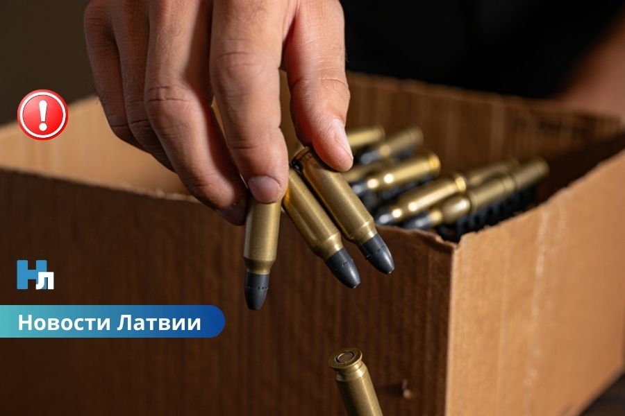 СГБ задержала водителя грузовика, пытавшегося вывезти в Россию 10 000 патронов.