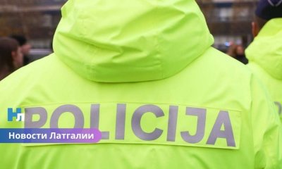 Полиция расследует смерть мужчины в Аугшдаугавском крае; задержан возможный виновник.