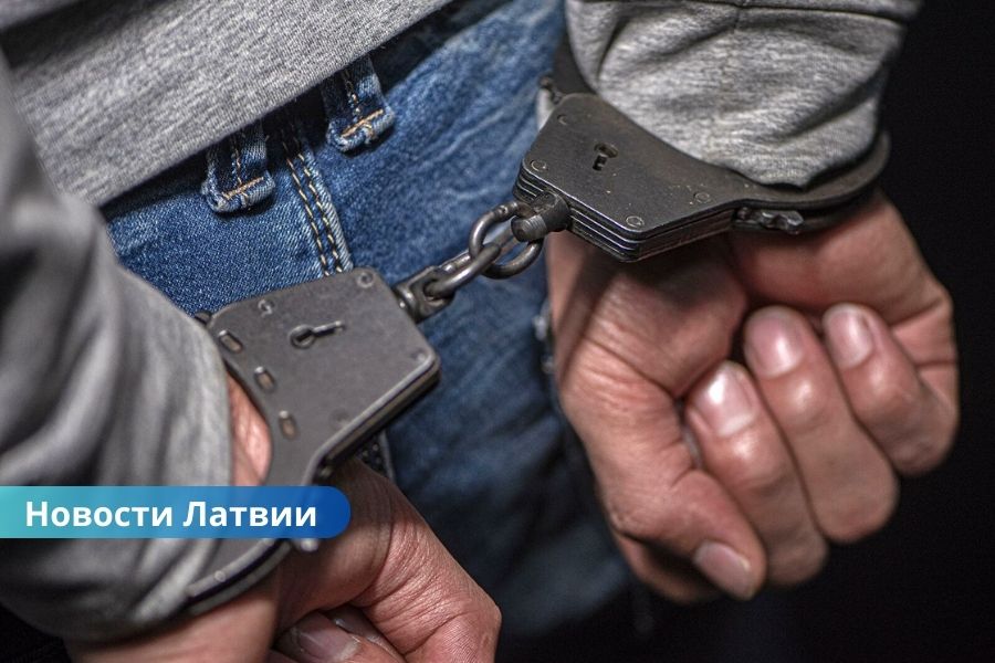 Суд в Риге приговорил сына депутата Сейма к 15 годам тюрьмы за похищение и изнасилование бывшей подруги.