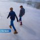Опасный лёд на Даугаве: в Риге спасатели сняли со льда двух детей.