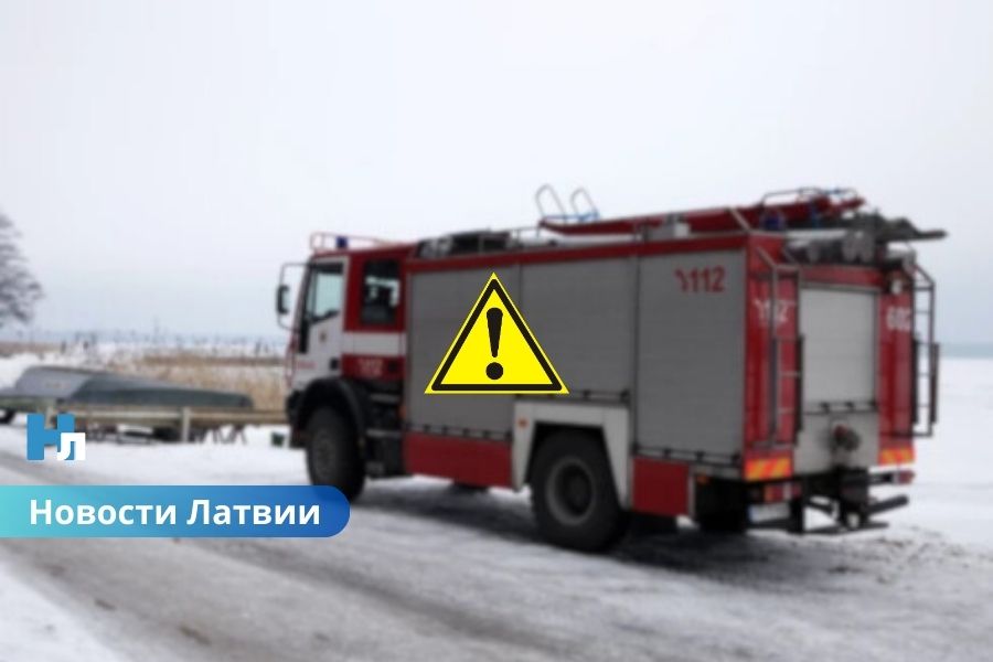 Инцидент на озере Судала: под лёд ушёл автомобиль местного депутата