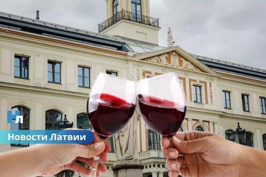 «А с чего вы взяли, что это алкоголь?» Рижская дума объяснила видео с празднованием после принятия бюджета-2026.