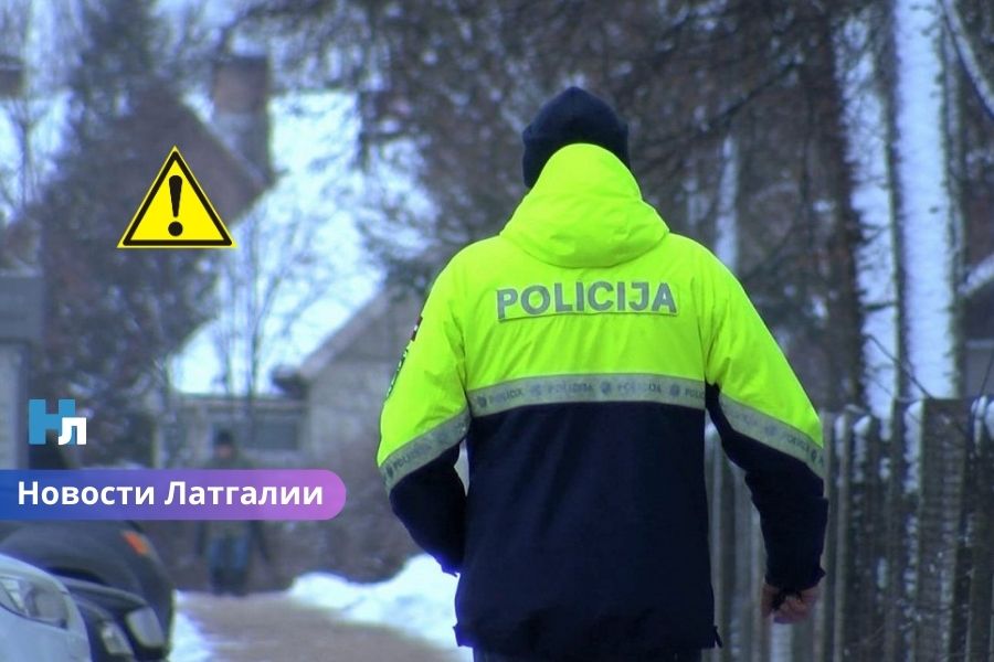 В Латгалии обнаружено подпольное производство алкоголя: изъяты самогон, боеприпасы и контрабандные сигареты.