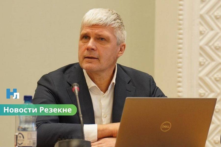 Суд отклонил просьбу Барташевича приостановить распоряжение министра об отстранении его от должности мэра Резекне.
