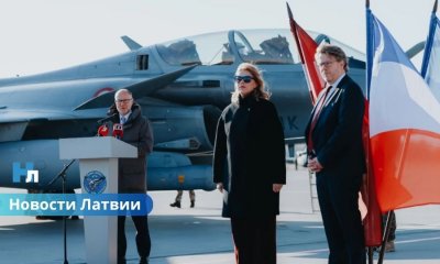 ✈️ Усиление неба Балтии: на авиабазу в Лиелварде прибыли французские истребители Rafale.