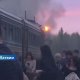 ВИДЕО ⟩ Пожар в дизельном поезде на участке Ницгале–Даугавпилс: пассажиры срочно эвакуированы.