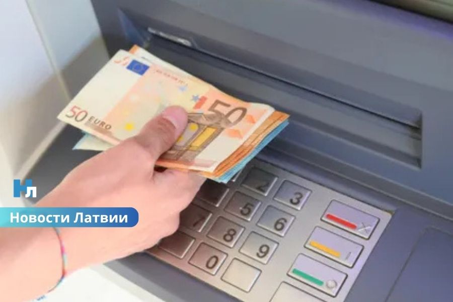 В Банке Латвии рассказали, что произойдет с банкоматами и платежами при оранжевом предупреждении.