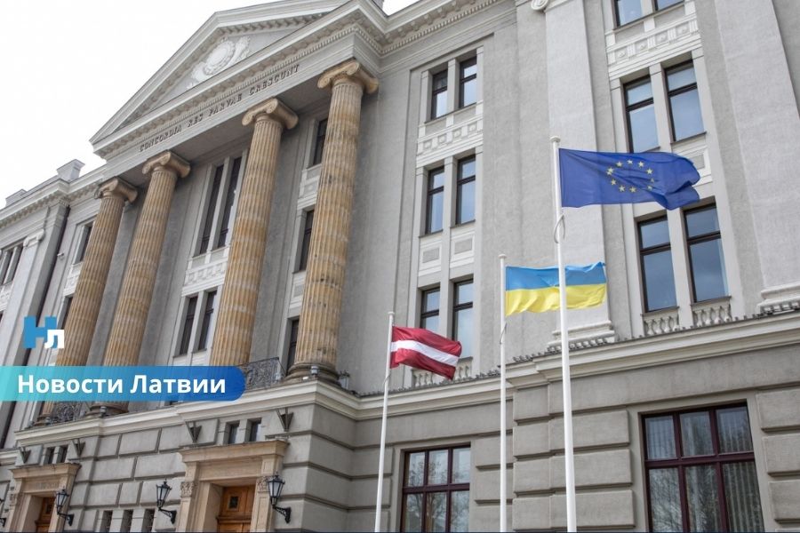 Латвия и Литва вызвали российских послов после новых угроз в адрес Киева.