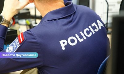 В Даугавпилсе задержали мужчину за повреждение 20 автомобилей.