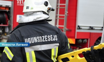 В Кекаве спасатели деблокировали пострадавшего после ДТП: человека передали медикам