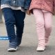 Две трехлетние девочки самостоятельно покинули территорию детского сада в Бауске: начата проверка и усилены меры безопасности.