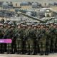 СМИ: Россия готовит военную инфраструктуру на 115 тысяч солдат у границ Европы.