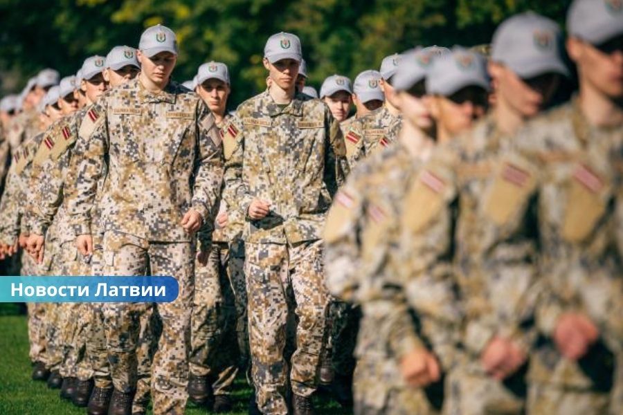 В Латгалии начинается прием в новую военную школу: будущим курсантам предлагают стипендию, общежитие и бесплатное питание.