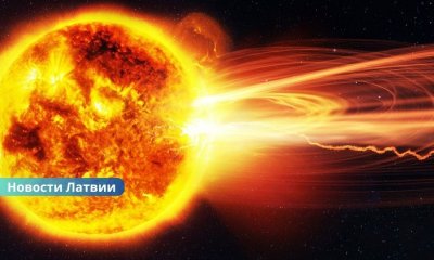 После мощнейшей вспышки на Солнце Землю может накрыть сильная магнитная буря: возможны сбои связи и яркие полярные сияния.
