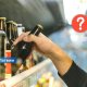 Год после запрета: как ограничения на продажу алкоголя изменили привычки жителей Латвии и ударили по небольшим магазинам.