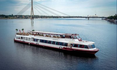водный транспорт в Риге, новые причалы в Риге, пассажирские кораблики по Даугаве, маршрут Болдерая — Вецмилгравис, водное сообщение в Риге, набережная 11 Ноября, ремонт Вантового моста, общественный транспорт Риги, билет на водный транспорт, развитие транспорта в Риге, Рижская дума, плавучие причалы