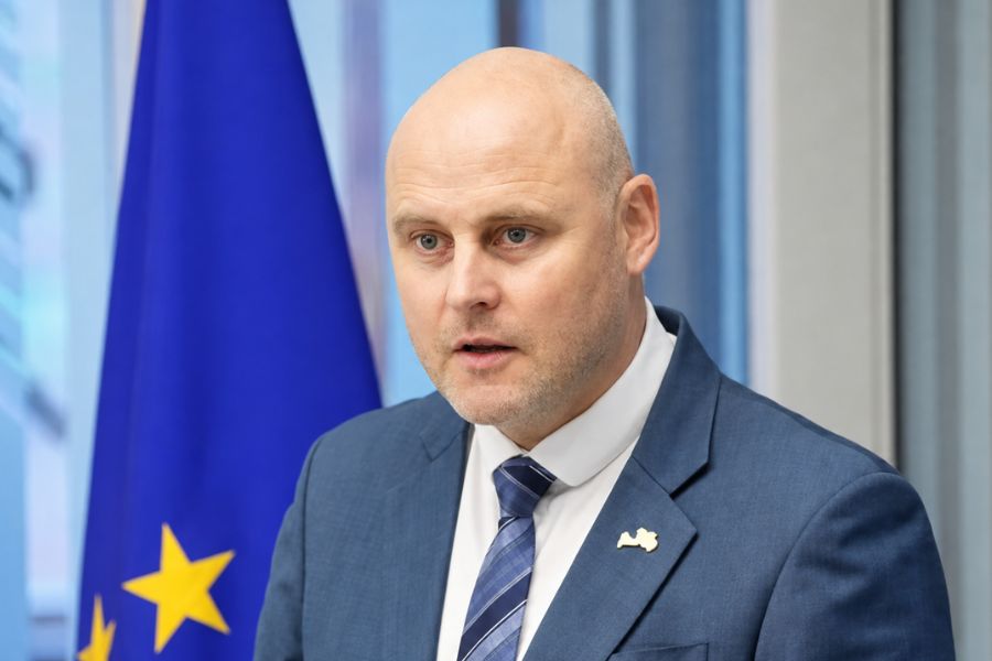 Латвия, 7 млрд евро, финансирование ЕС, бюджет Евросоюза, оборонные расходы Латвии, Андрис Кулбергс, война в Украине, санкции против России, торговля с Россией, Европейский фонд конкурентоспособности, выборы в Латвии, безопасность Европы, восточный фланг НАТО.
