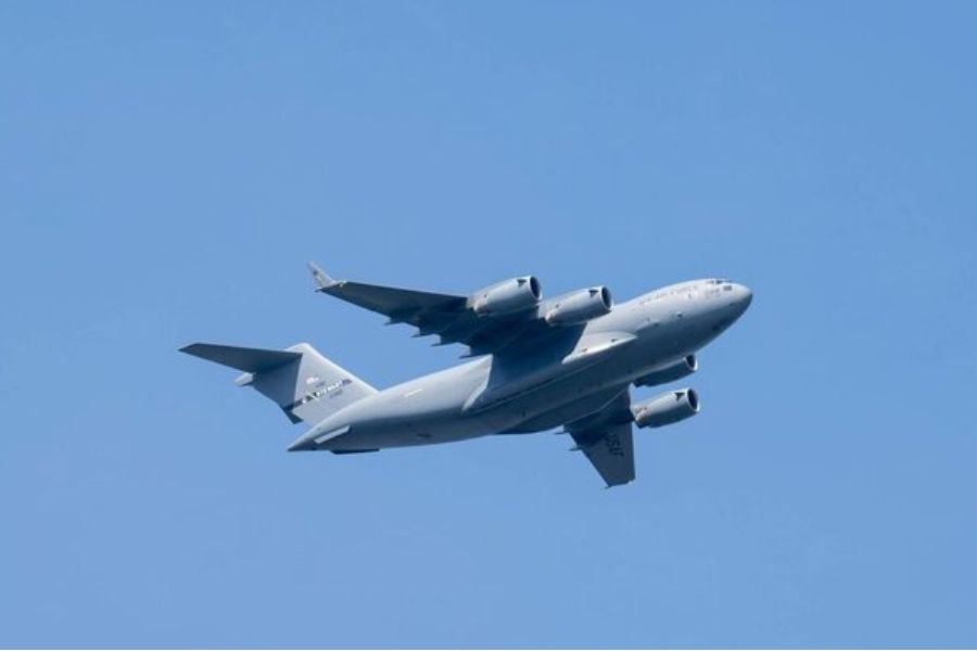 Из Риги в Москву вылетел военный самолёт США: СМИ связывают рейс с визитом директора ЦРУ.