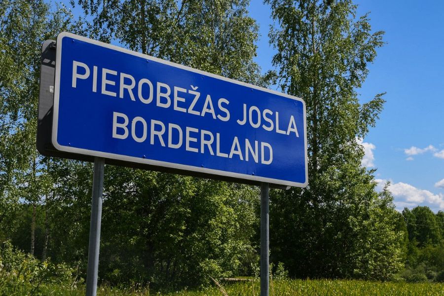 Из-за угрозы со стороны России на востоке Латвии могут объявить чрезвычайную ситуацию.