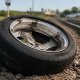 авария в Салдусе, столкновение поезда с автомобилем, железнодорожный переезд, поезд Лиепая — Рига, ДТП в Латвии, авария в Салдусском крае, Volkswagen столкнулся с поездом, пострадали две женщины, пассажирский поезд, экстренное торможение, новости Латвии.