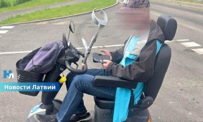 5,49 промилле за рулем инвалидного кресла: в Риге мужчина оказался на дороге в состоянии тяжелейшего опьянения.