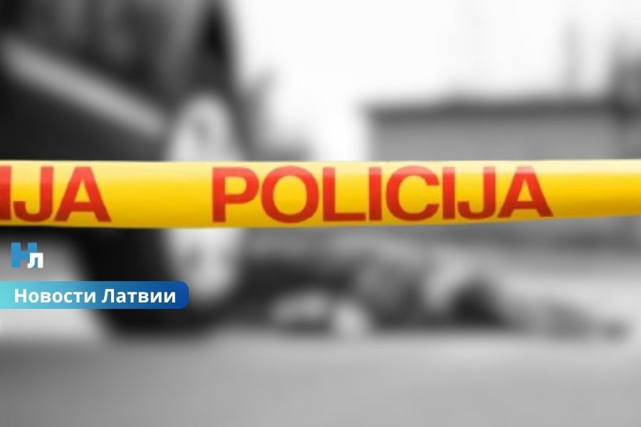 Смертельное ДТП в Лудзенском крае: женщина погибла под колесами автомобиля.