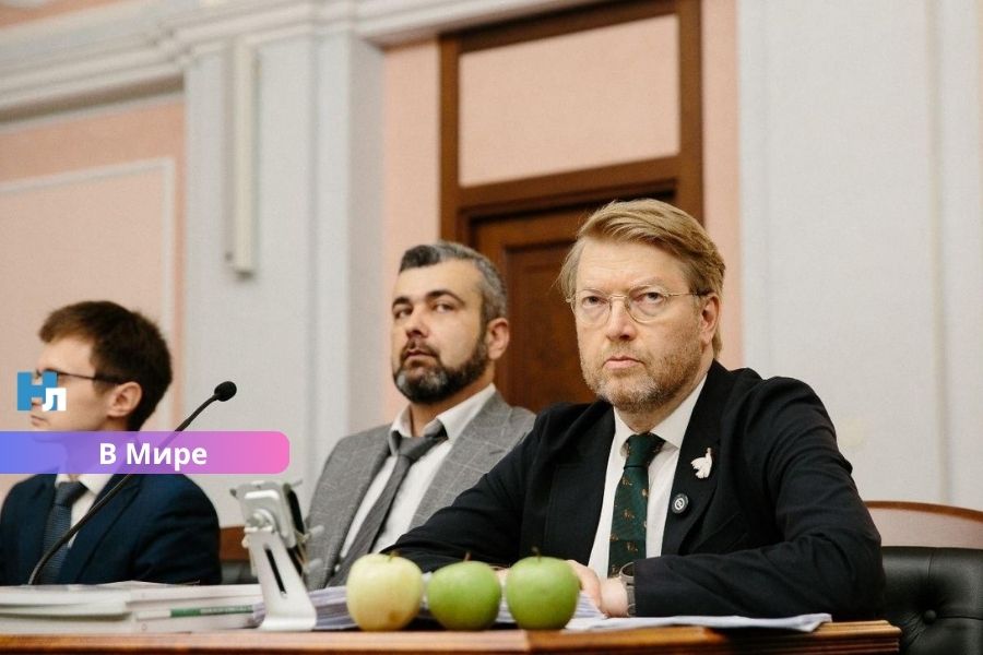 После иска «Родины»: Верховный суд РФ отменил регистрацию «Яблока» на выборах.
