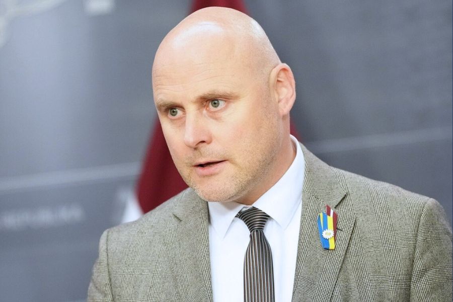 Шестеро детей пострадали от собак в Царникаве: Кулбергс указал на пробелы в правилах безопасности.