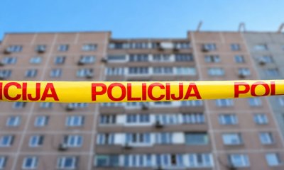 Следы крови привели к квартире: в Риге задержали родственника найденной у дома убитой женщины.