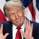 Трамп поставил новые санкции против России на паузу за считаные дни до их введения.