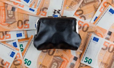 Почему минимальную зарплату в Латвии хотят повысить меньше, чем предусматривает формула.