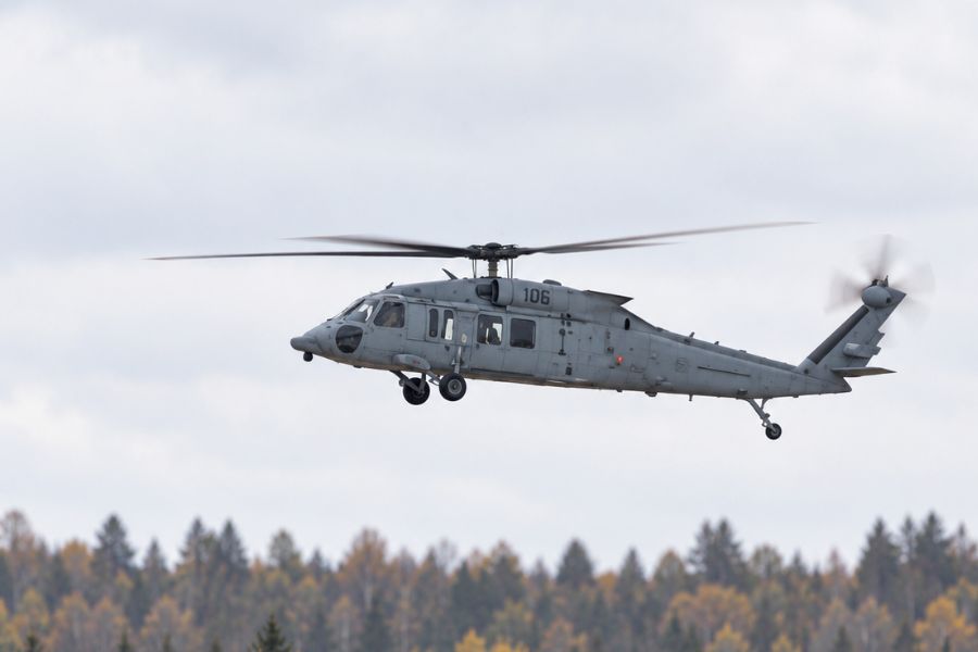 В лесу Алуксненского края нашли дрон: за шесть дней до этого жители слышали звук взрыва.